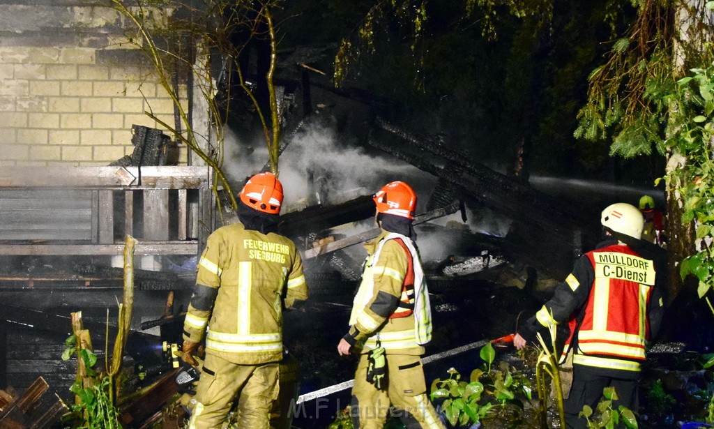 Grossfeuer Einfamilienhaus Siegburg Muehlengrabenstr P0205.JPG - Miklos Laubert